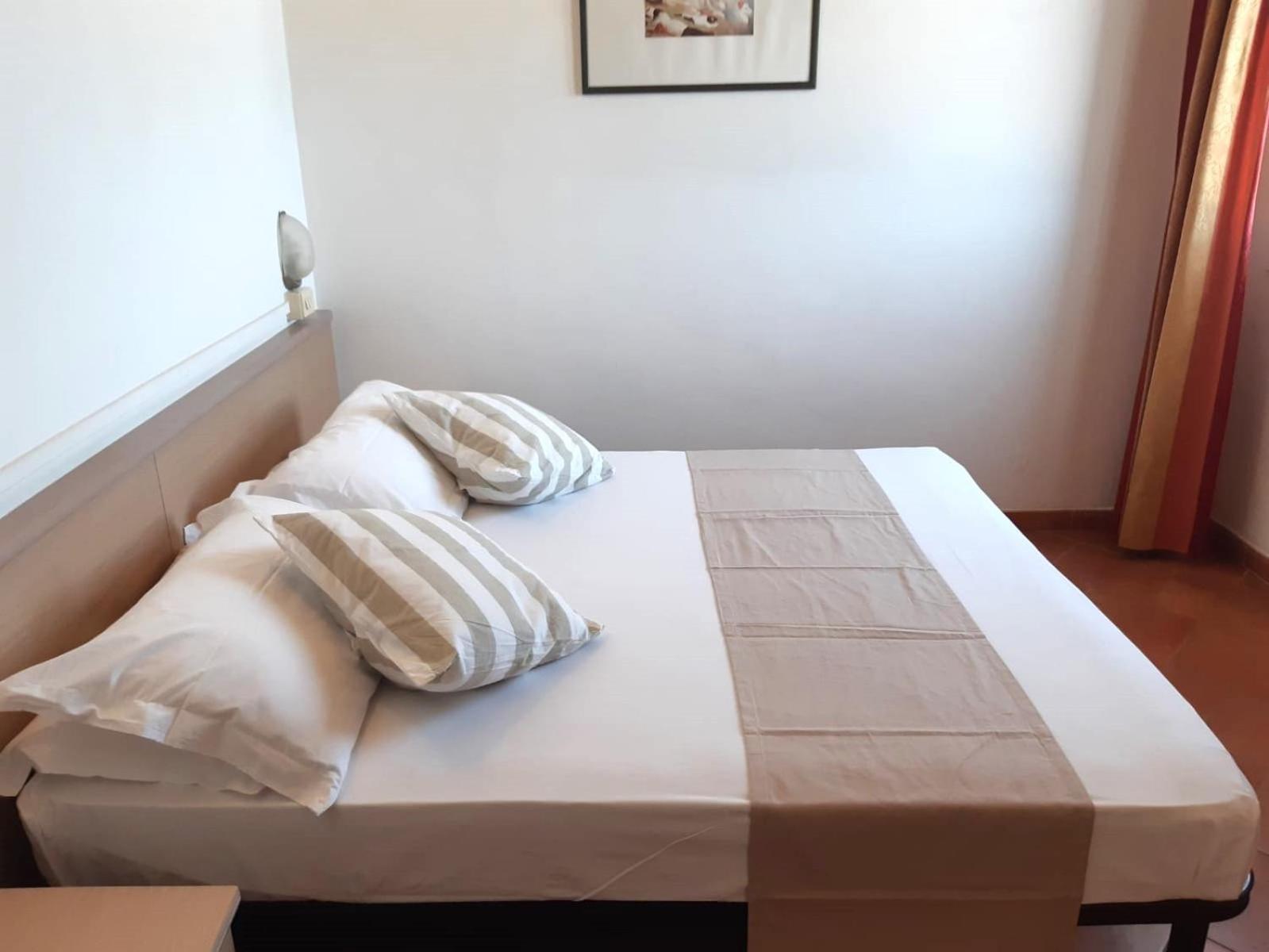 Hotel Salsedine " 5 Mt From The Beach ! " Rimini Exterior foto