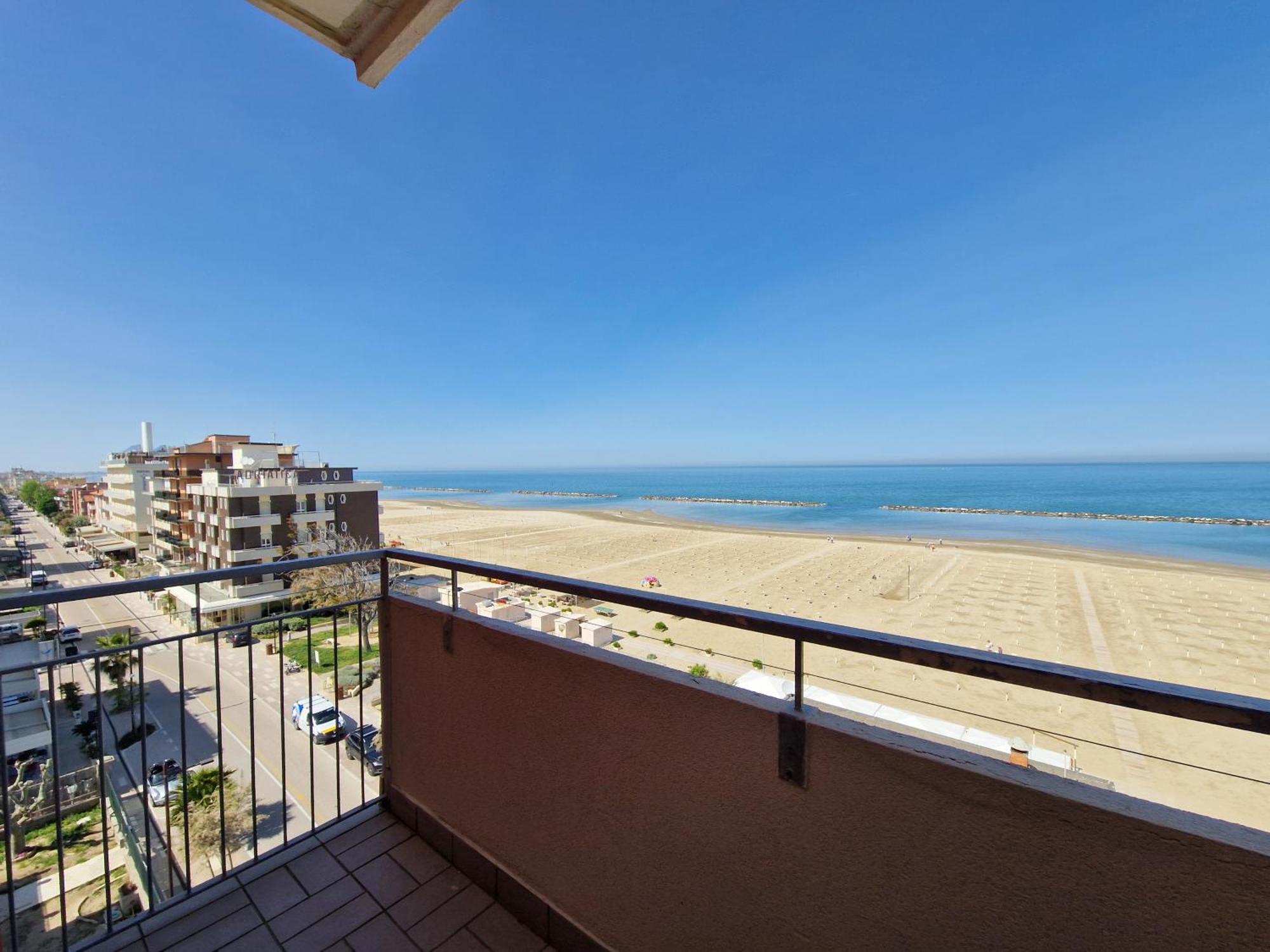 Hotel Salsedine " 5 Mt From The Beach ! " Rimini Exterior foto